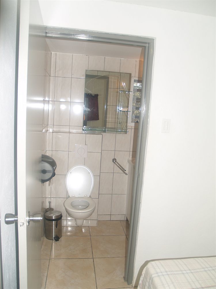 Hotel Barbarossa Karlsruhe Stadtmitte المظهر الخارجي الصورة
