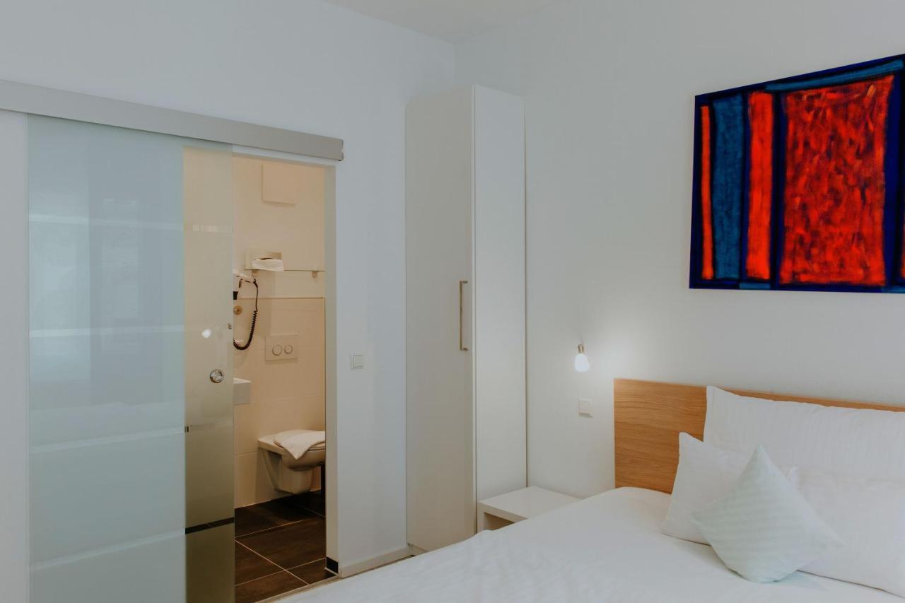 Hotel Barbarossa Karlsruhe Stadtmitte المظهر الخارجي الصورة