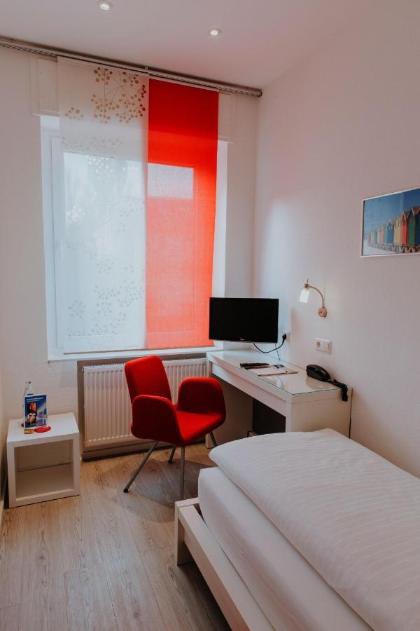 Hotel Barbarossa Karlsruhe Stadtmitte المظهر الخارجي الصورة